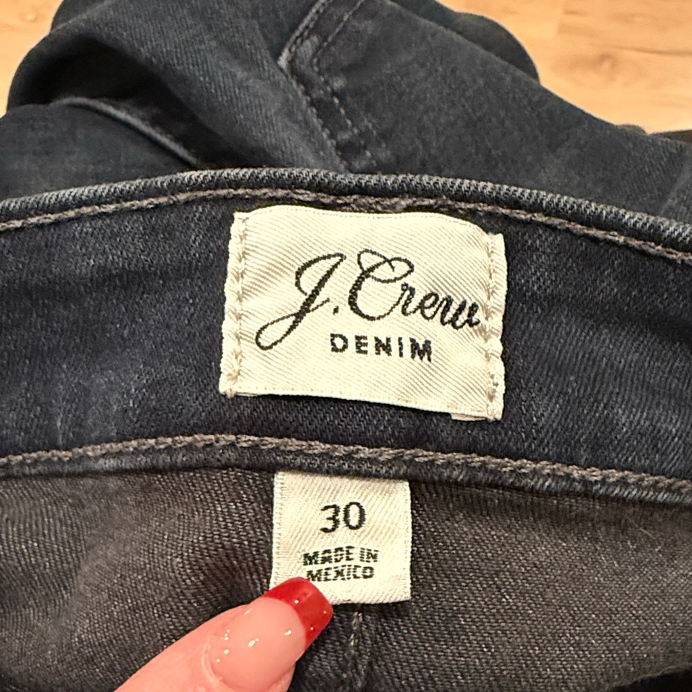 LAST CALL! J. Crew Curvy Toothpick Dark Wash Jeans - Picture 2 of 8